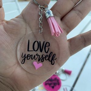 “Love yourself” Acrylic key change